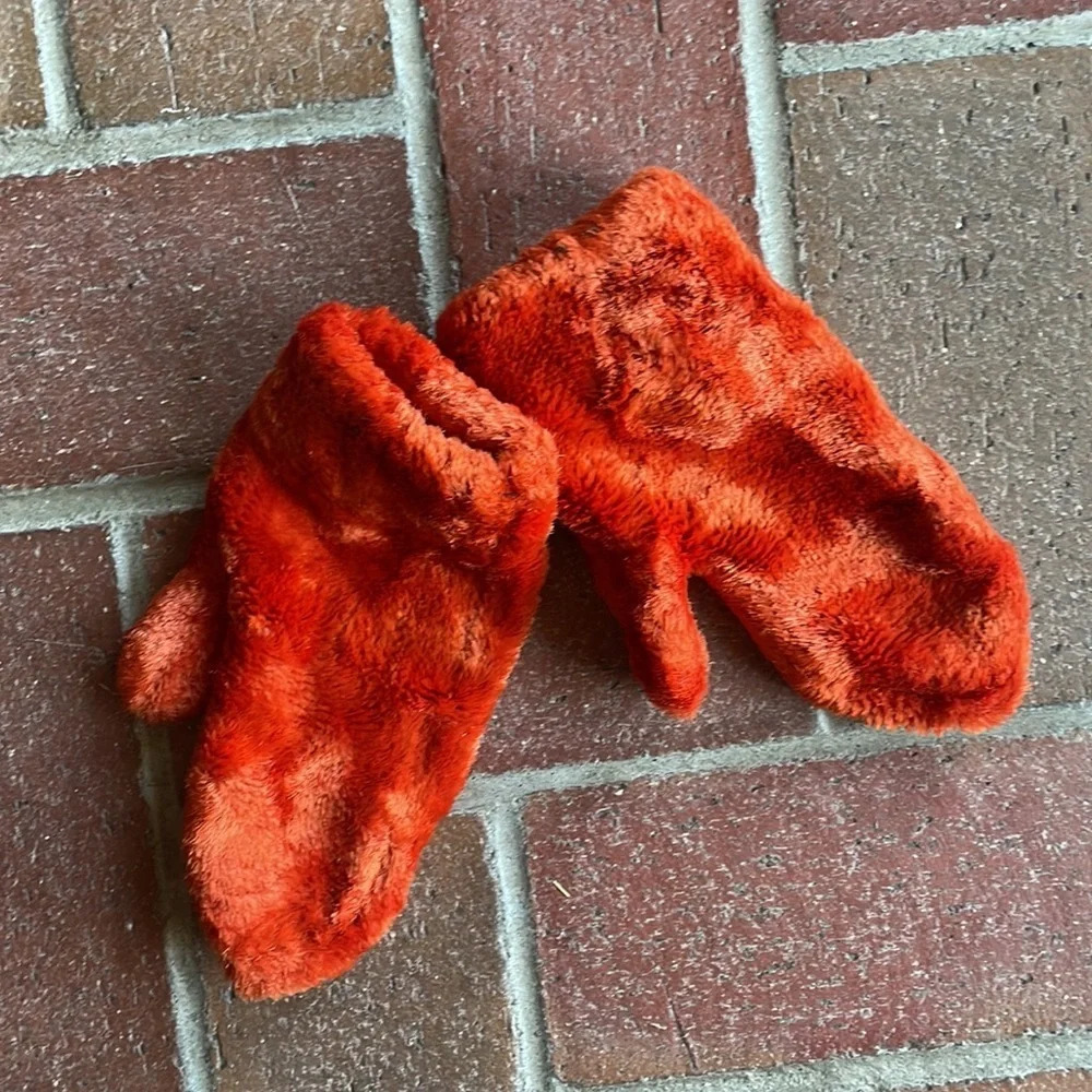 Nordstroms Faux Fur Mittens